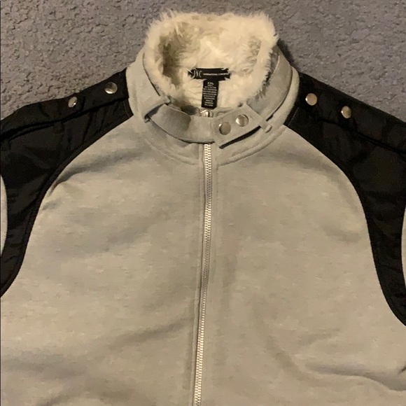 Men’s Light jacket - Picture 3 of 6